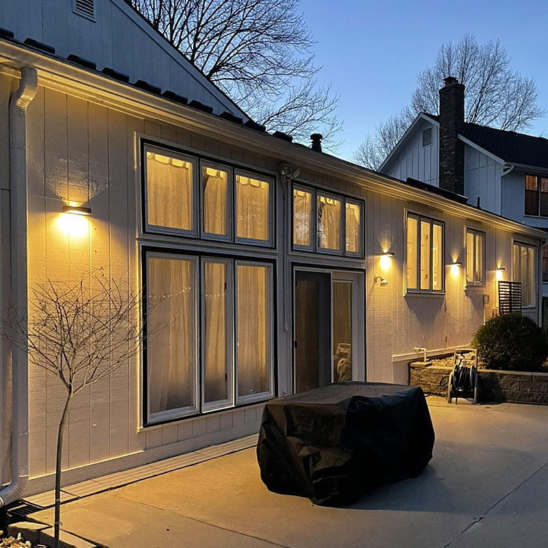 EcoShine – Moderne Solar Up-Down Außenlampe