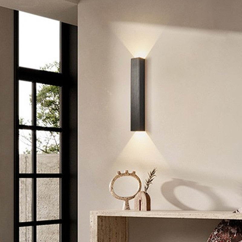 BeamLuxe – Elegante Außenlampe für zeitgenössische Räume
