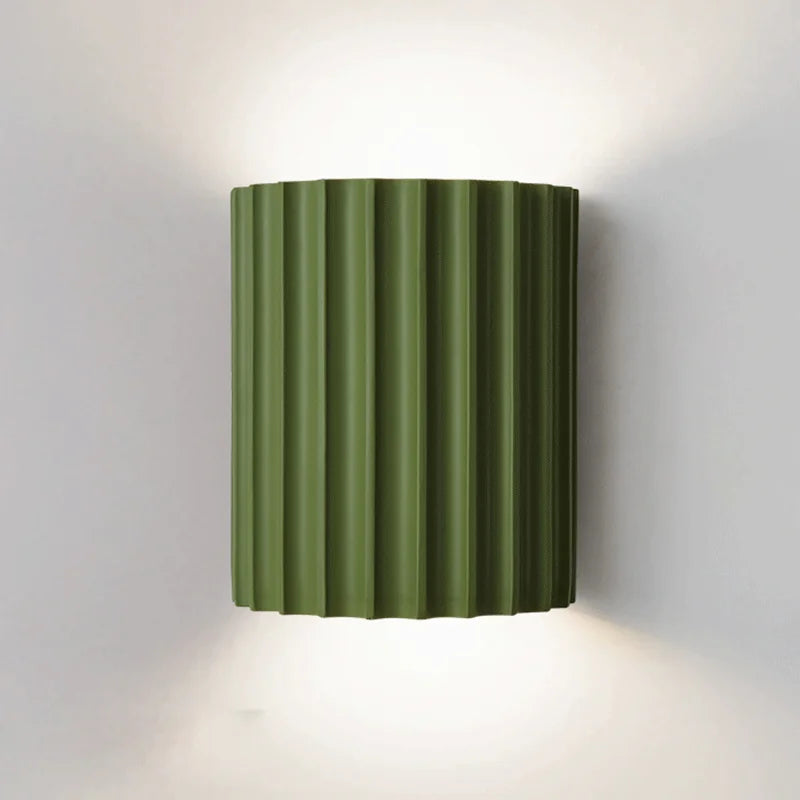 LumeSculpt – Moderne Kunstharz-Wandleuchte