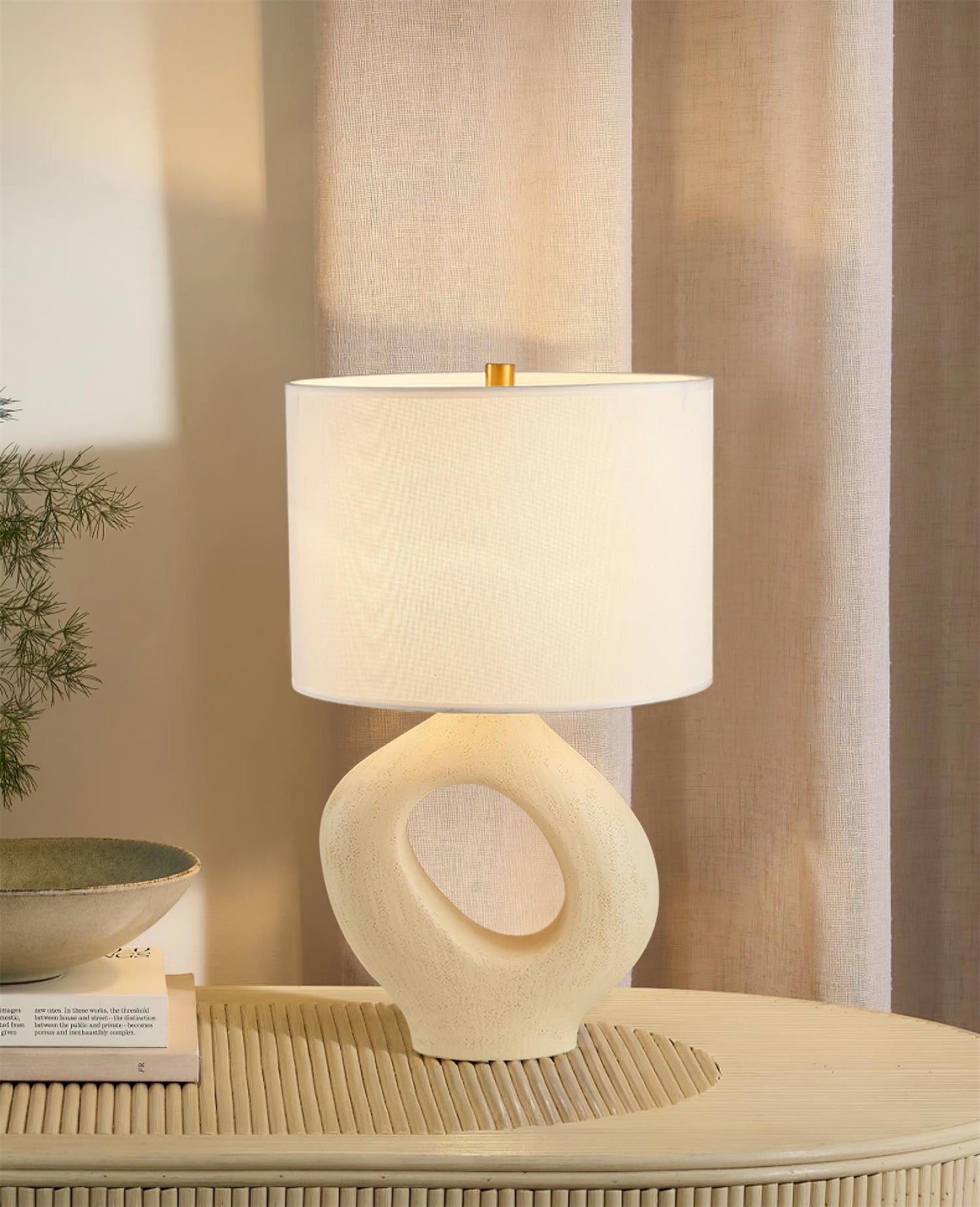 SculptGlow – Resin Table Lamp with Soft Linen Shade