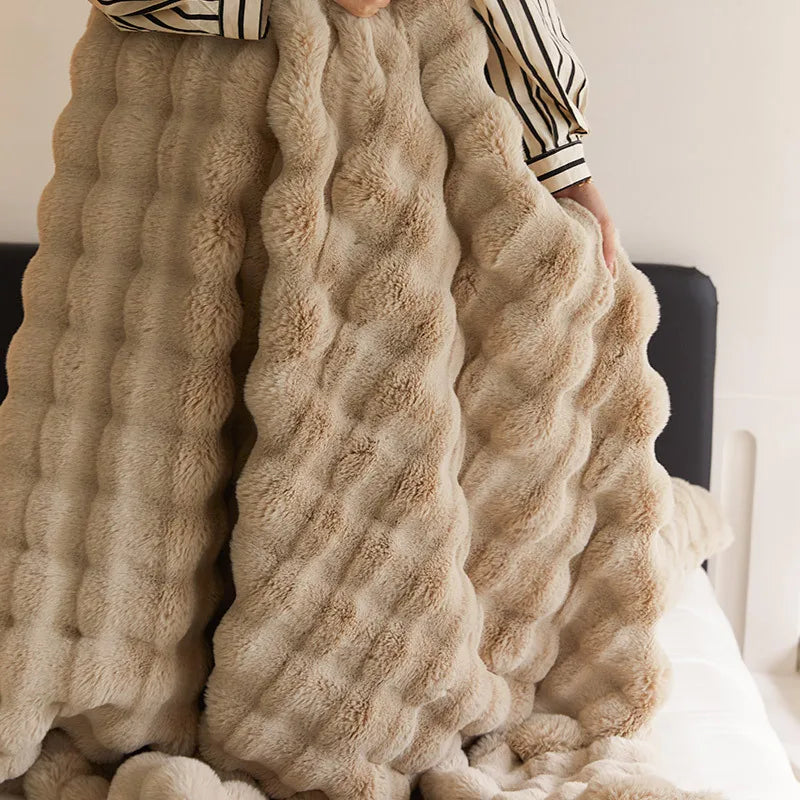 CozyChic - Luxe Throw Blanket for Warm Moments