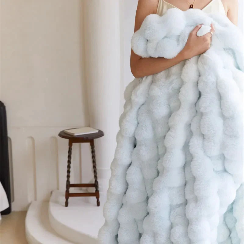 CozyChic - Luxe Throw Blanket for Warm Moments
