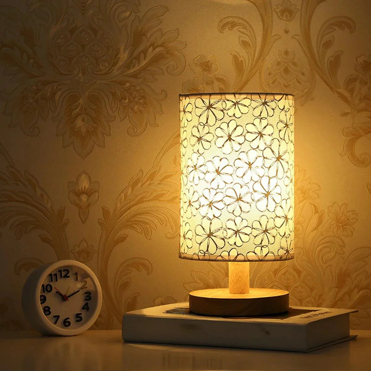 LumaVita - Elegant Solid Wood Design Lamp