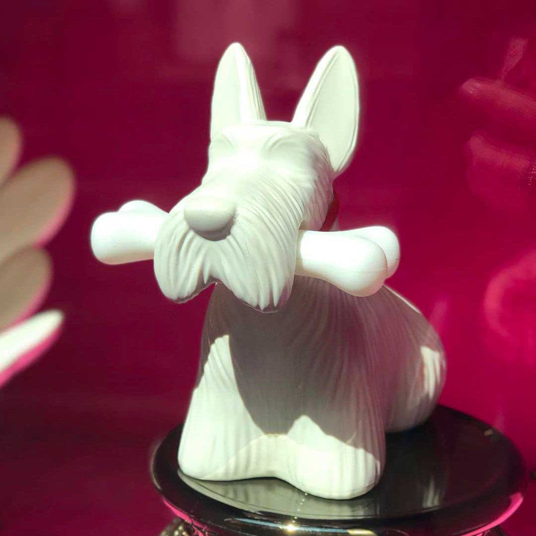 PuppyShine – Lampada da tavolo LED con Scottie Dog giocoso