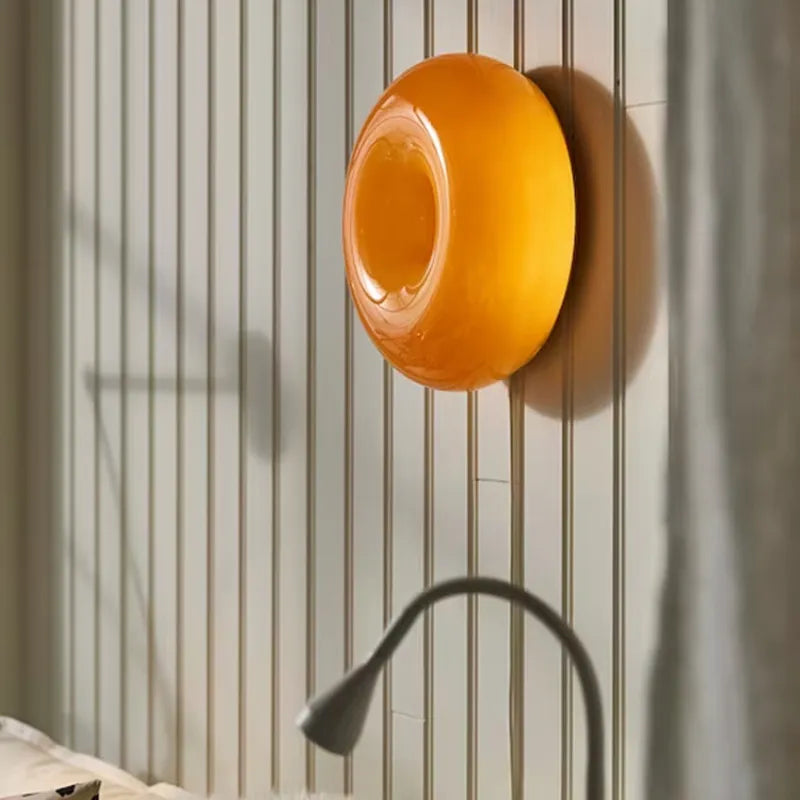 SphereGlow – Bauhaus-inspirierte Wandleuchte für einen stilvollen Vintage-Look