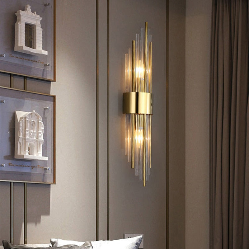 RadiantCrown – Lámpara de pared de cristal dorado con construcción duradera