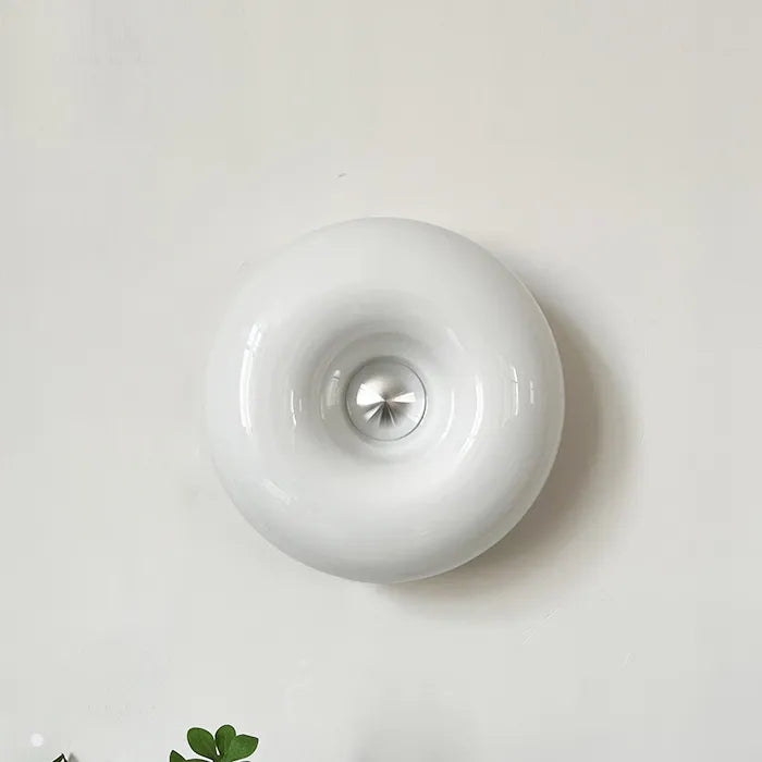 SphereGlow – Bauhaus-inspirierte Wandleuchte für einen stilvollen Vintage-Look