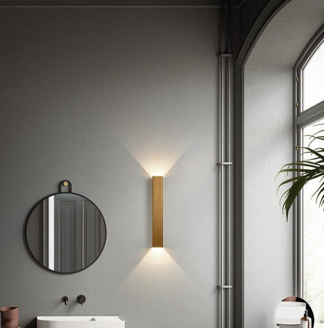 BeamLuxe – Elegante Außenlampe für zeitgenössische Räume