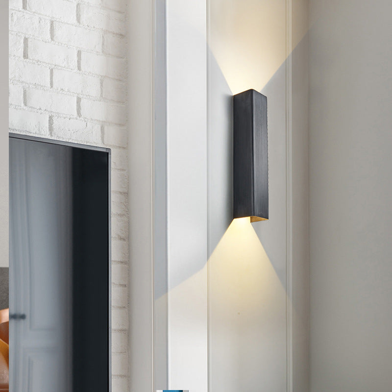 BeamLuxe – Elegante Außenlampe für zeitgenössische Räume