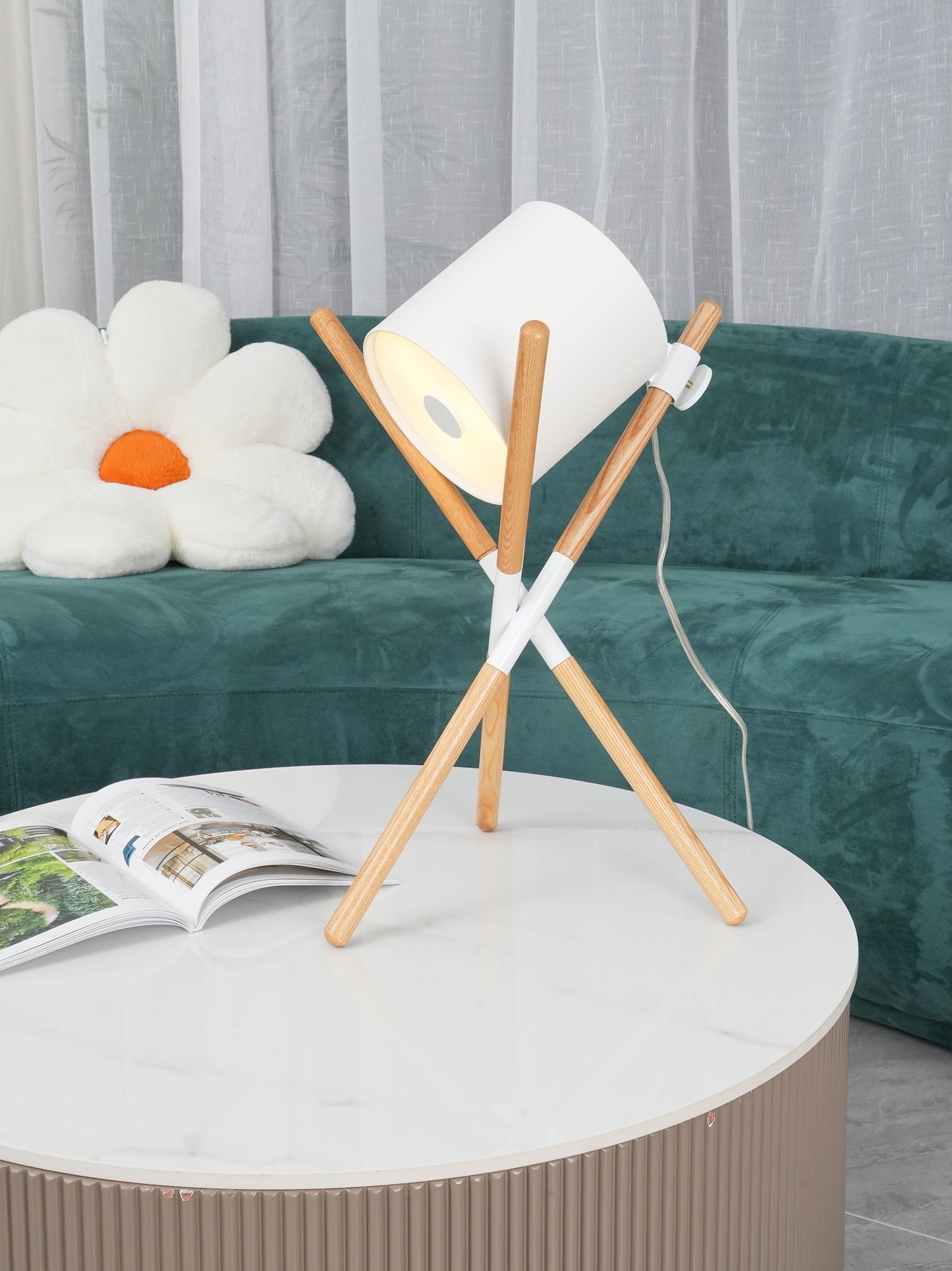 FlexiGlow - Modern Table Lamp with Swivel Feature and Minimal Design
