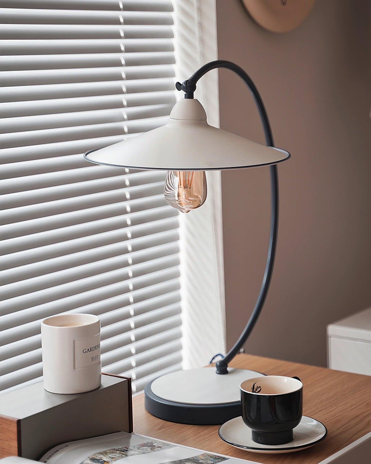 SwanLuxe - Skrivebordslampe