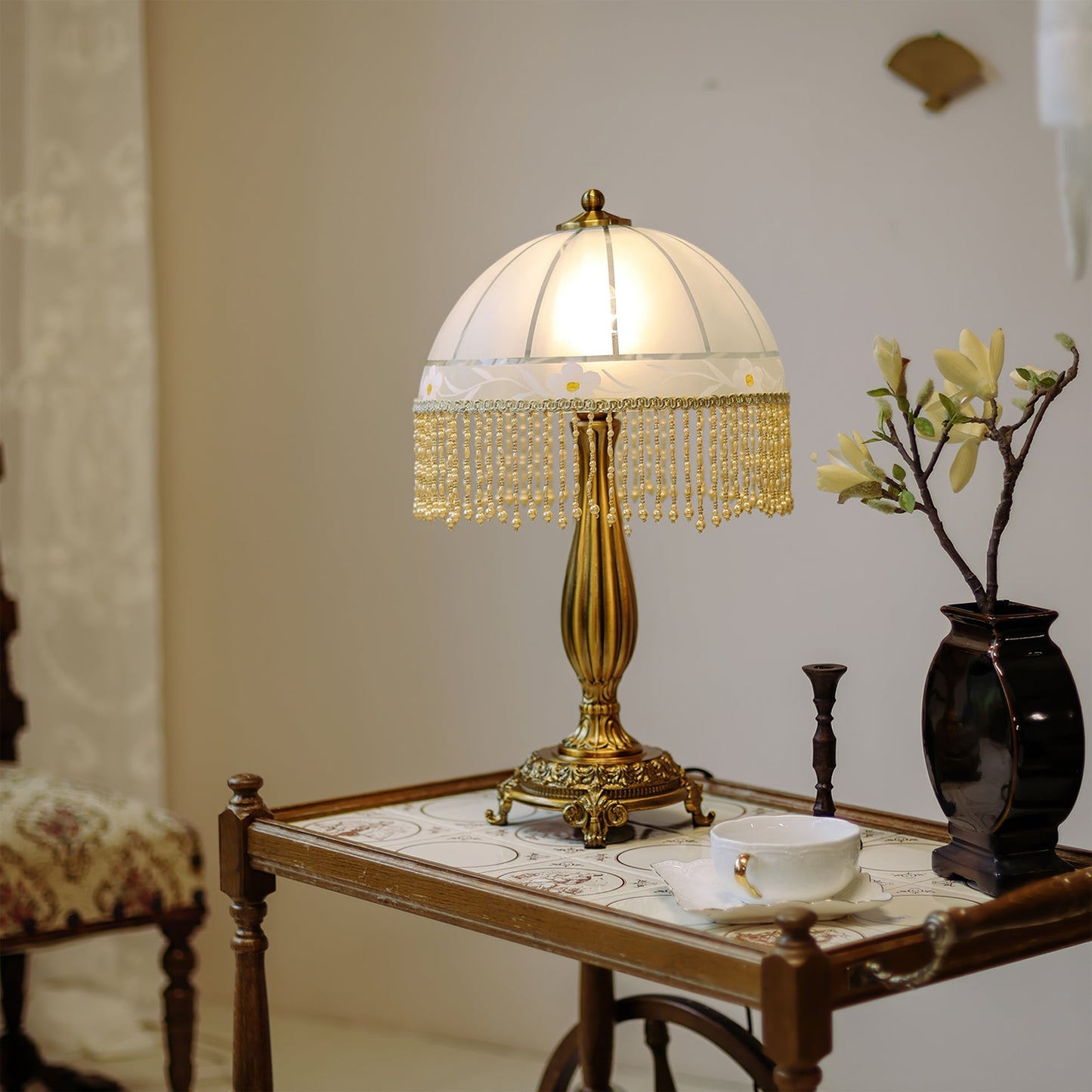 TasselLuxe - Table Lamp