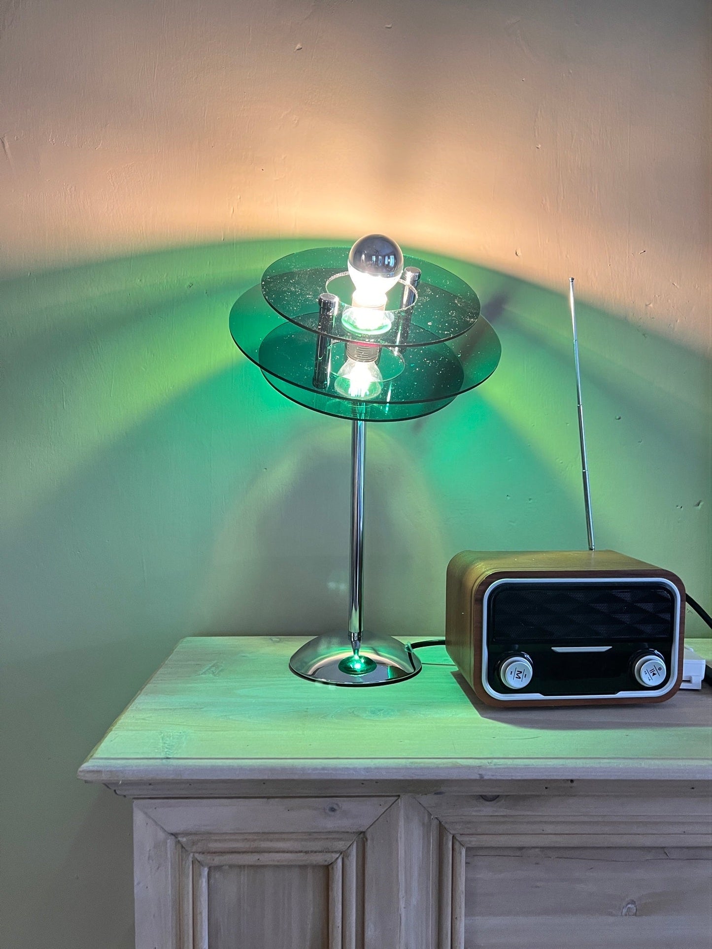 ReflectaLume – Stylish Geometric Table Lamp