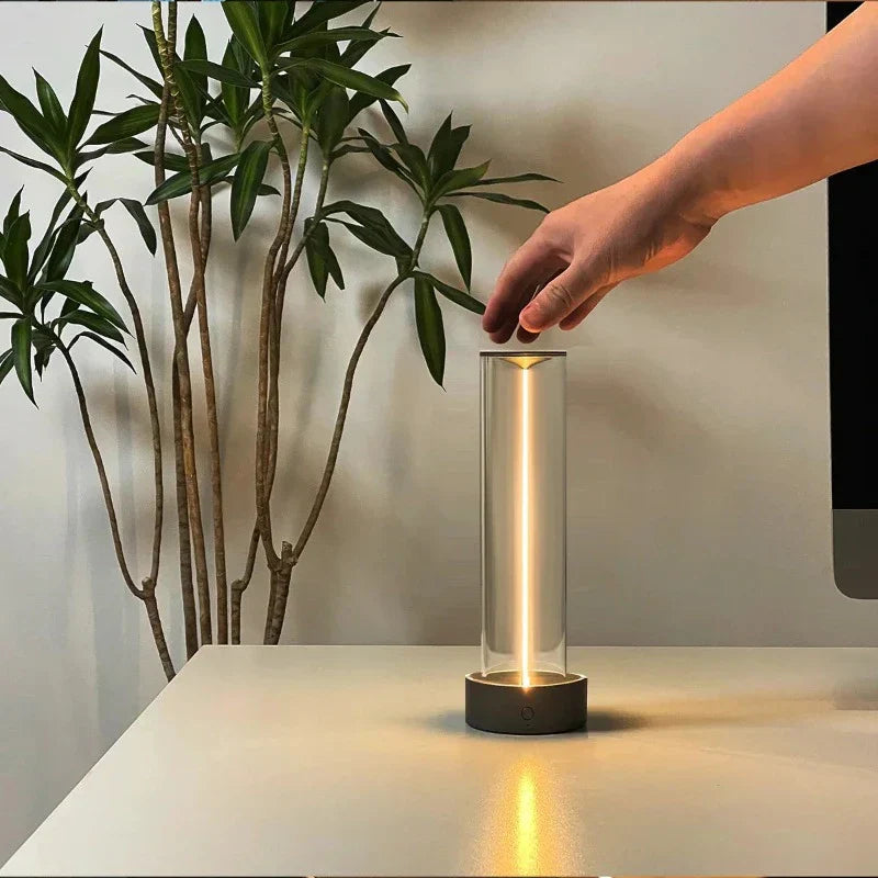 BreezeGlimmer – Versatile Touch-Control Lamp