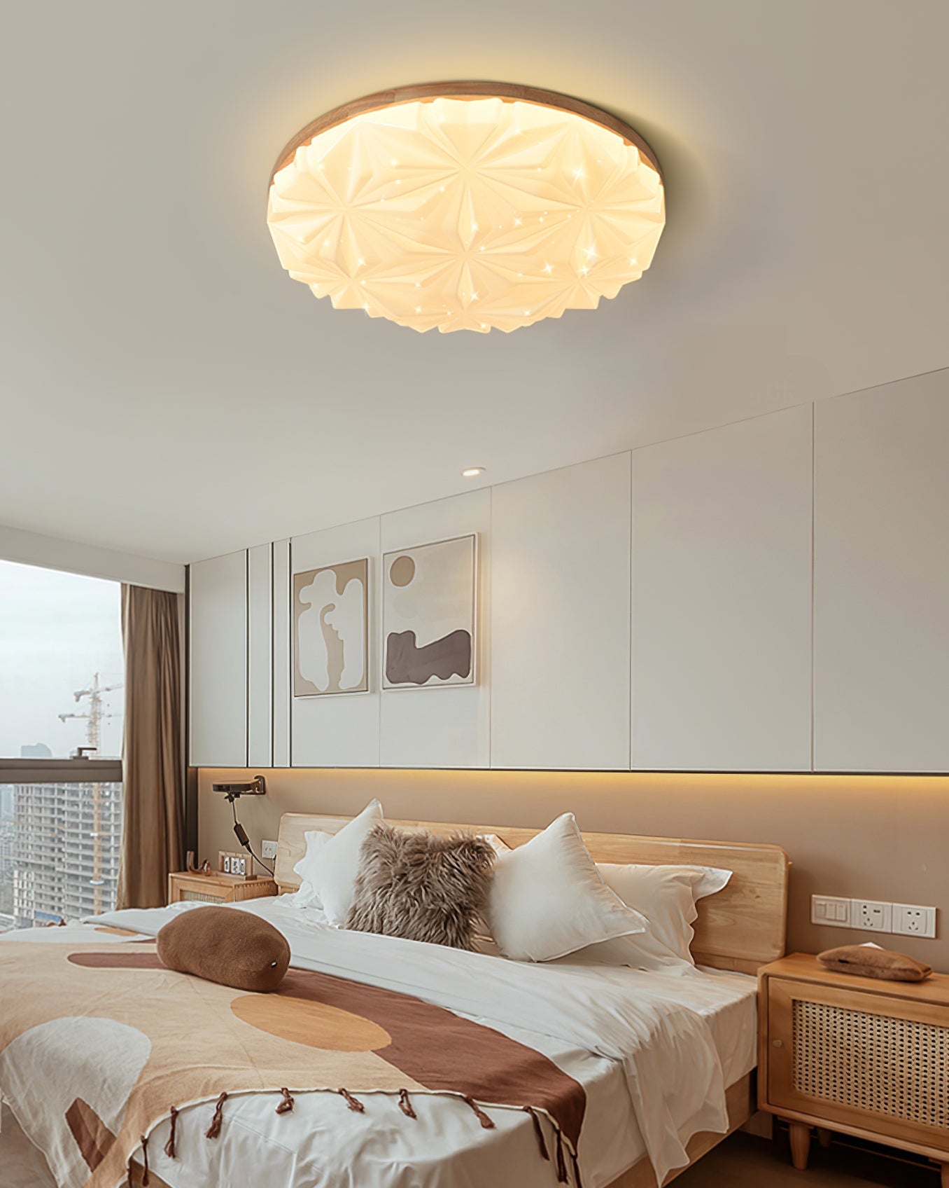 VennerAura - Stylish Ceiling Fixture