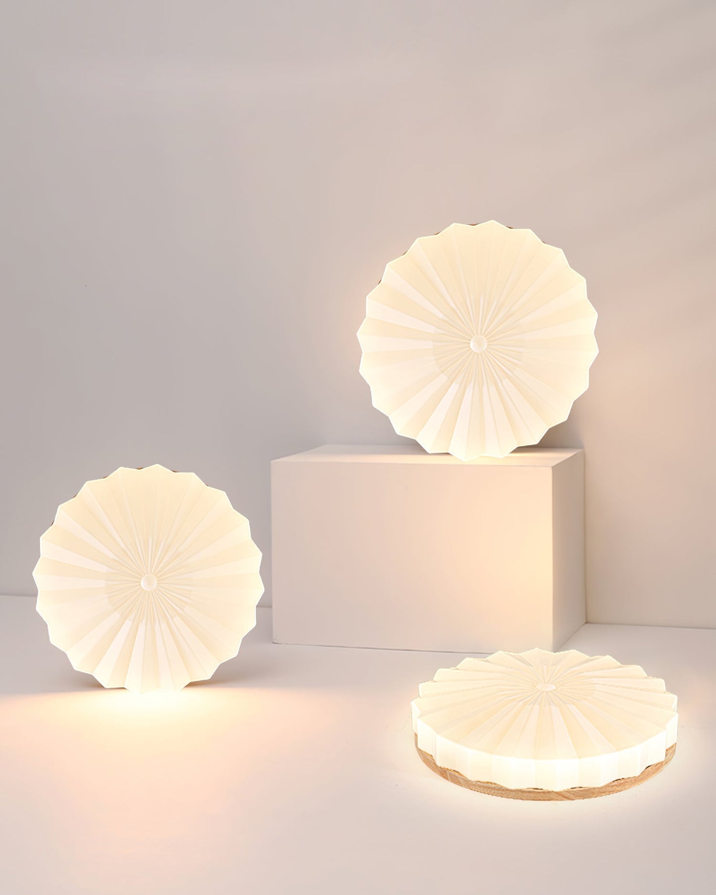 VennerAura - Stylish Ceiling Fixture