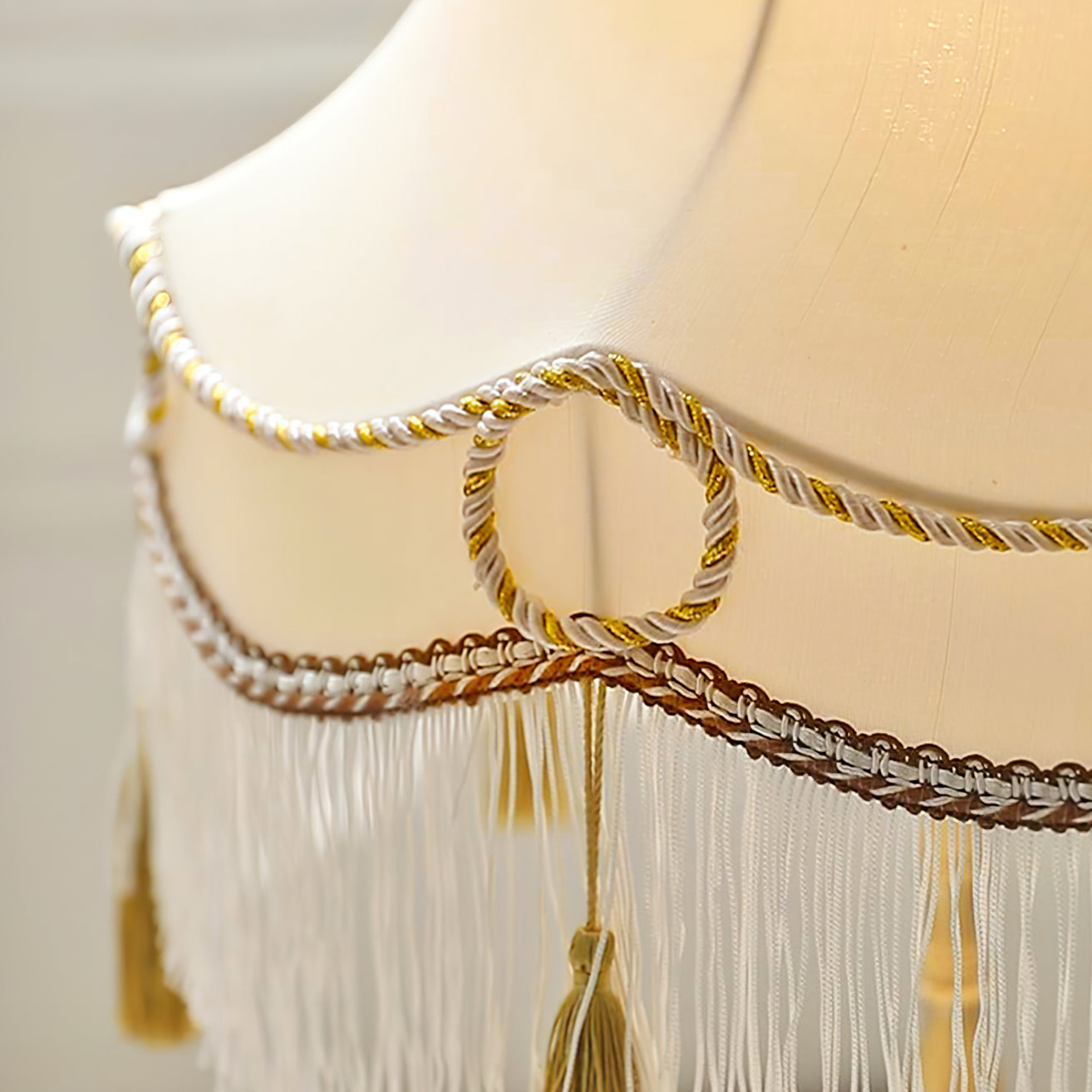 RegalBrass - Victorian Lamp with Gold Detailing and Luxurious Glow