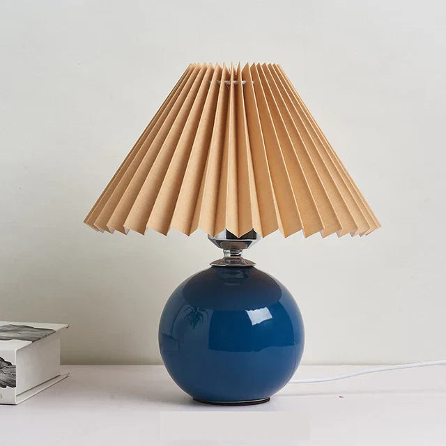 PleatedLume – Timeless Vintage Table Lamp