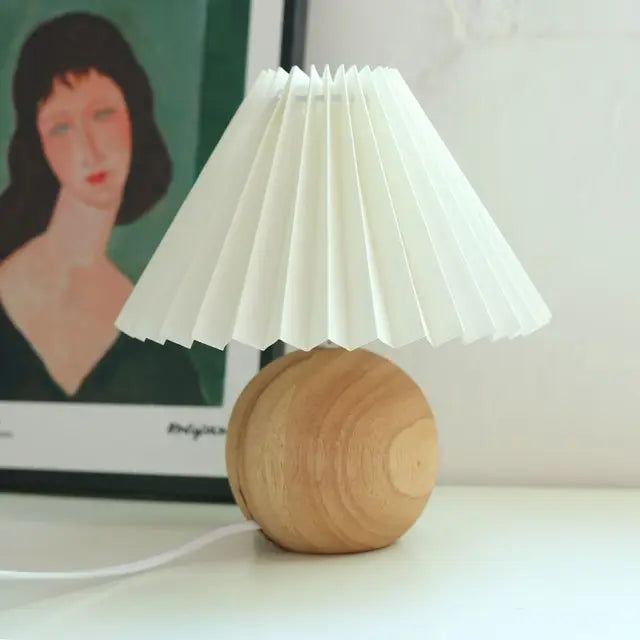 PleatedLume – Timeless Vintage Table Lamp