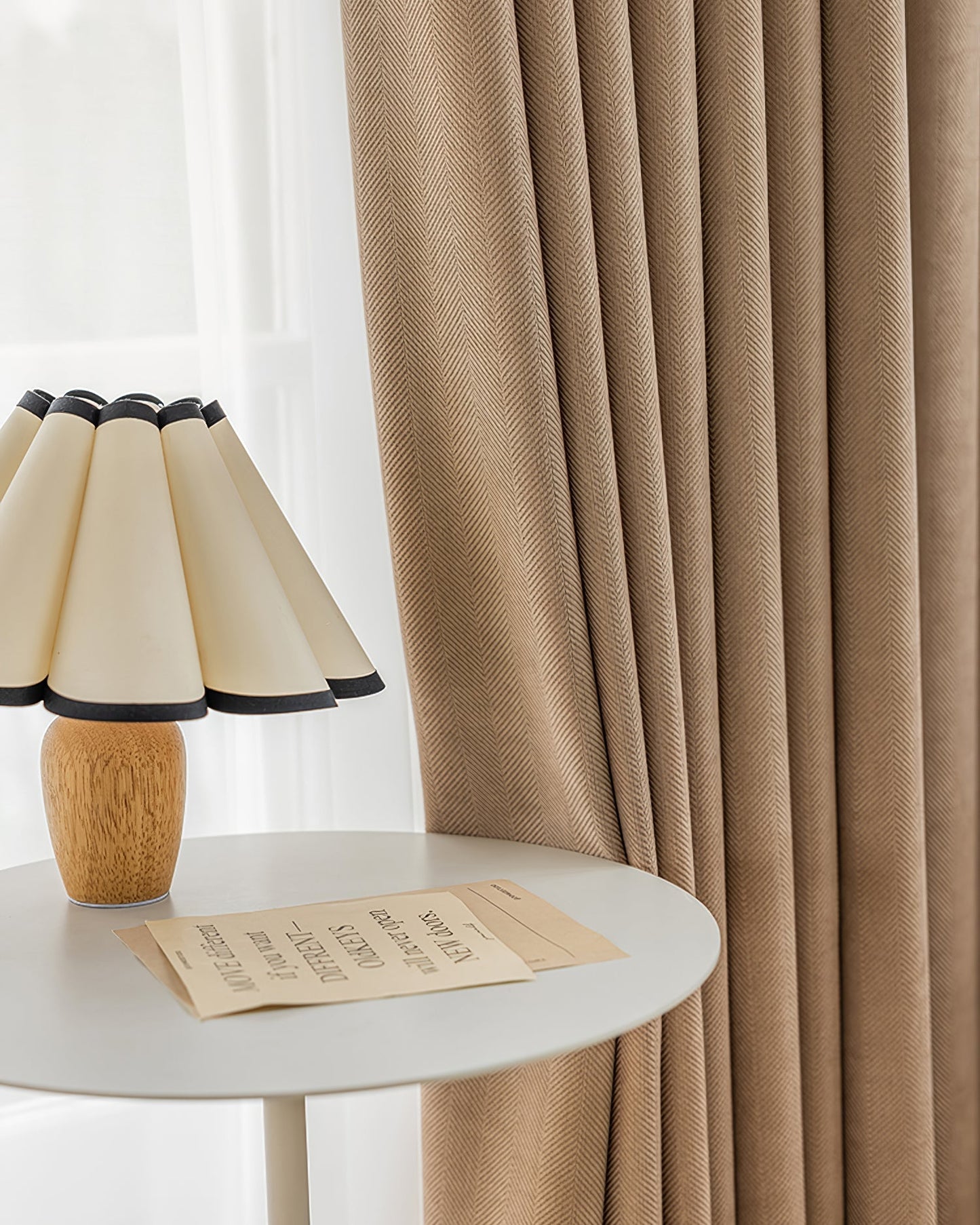 LuxFold – Vintage Inspired Woven Lamp