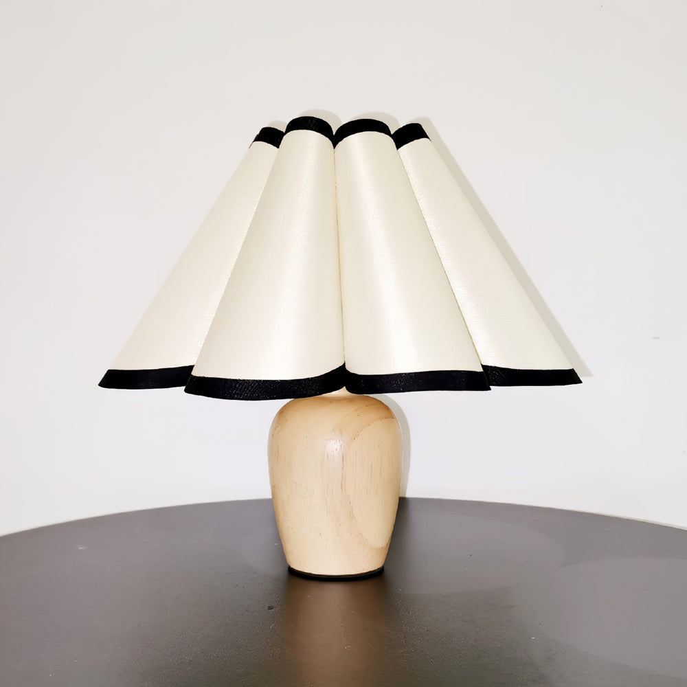 LuxFold – Vintage Inspired Woven Lamp
