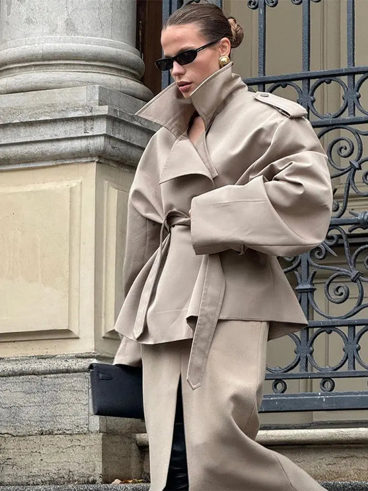 Vintage Women's Short Trench Coat with Turn-Down Collar and Shoulder Pads - Chic Women's Jacket 2
