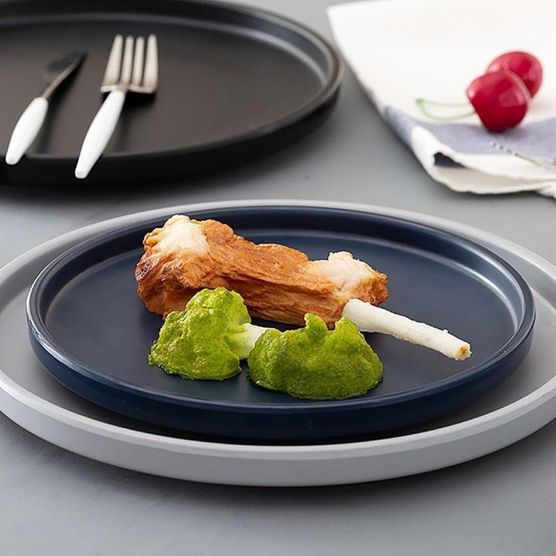 BarnTable - Classic Farm Melamine Dinnerware Set