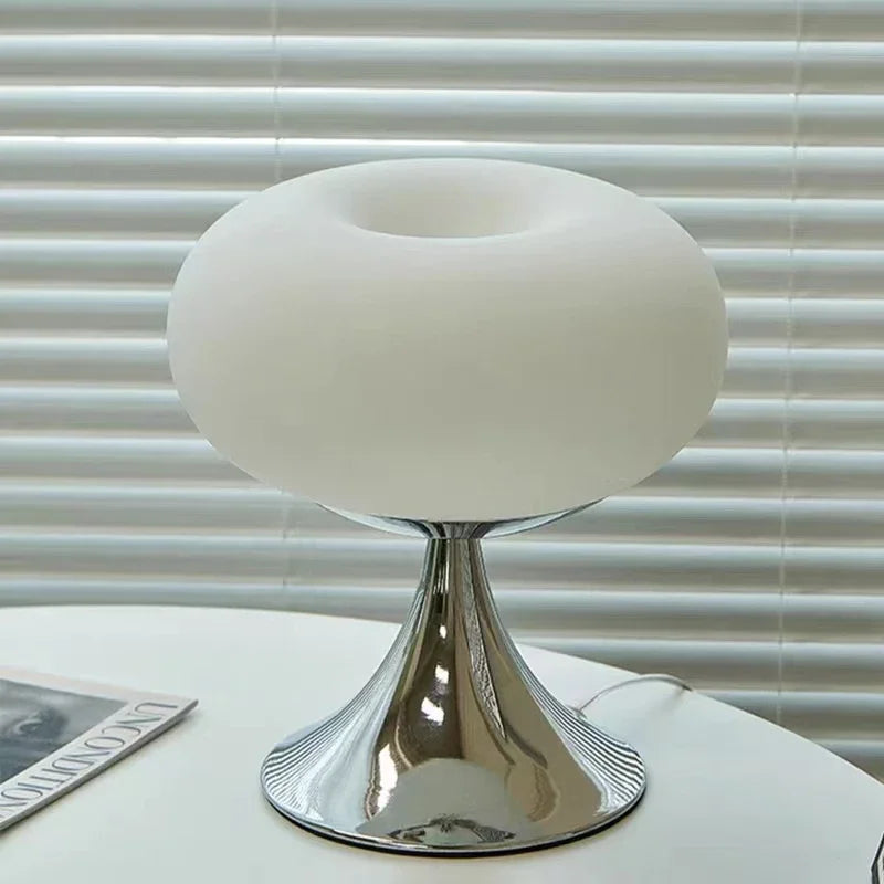 FruitLume - Apple-Shaped Table Lamp