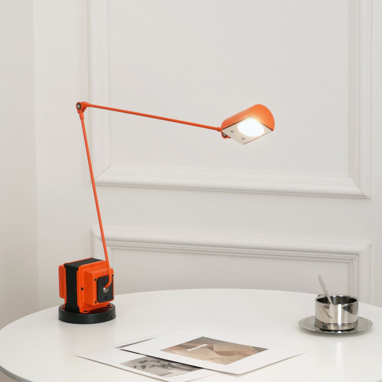 ZalenaShine - Modern Table Light