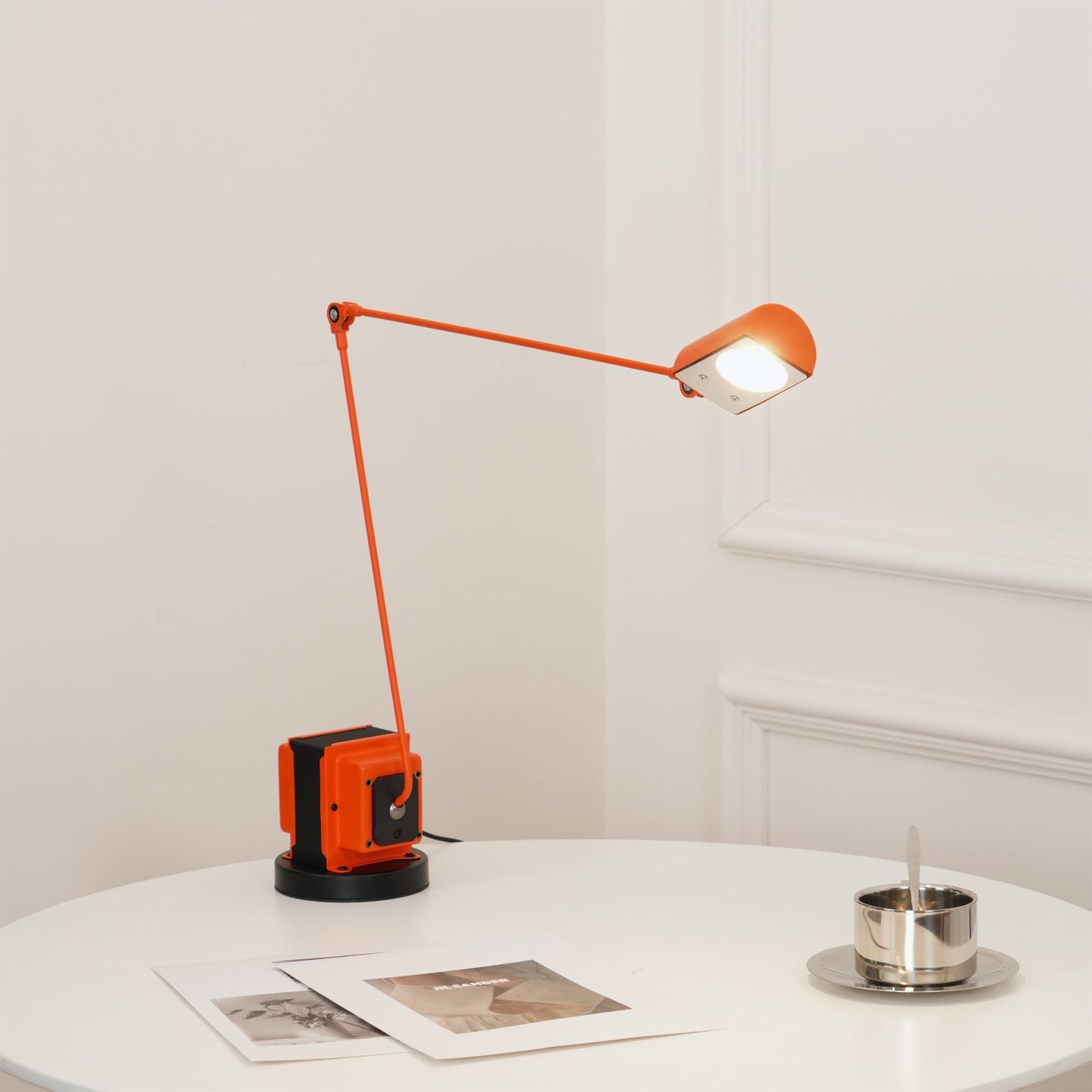 ZalenaShine - Modern Table Light