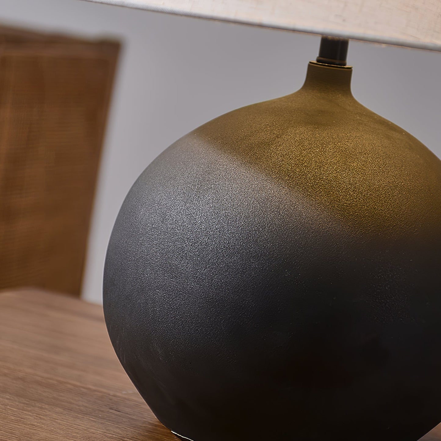 LuxeCharge - Ceramic Rechargeable Lamp