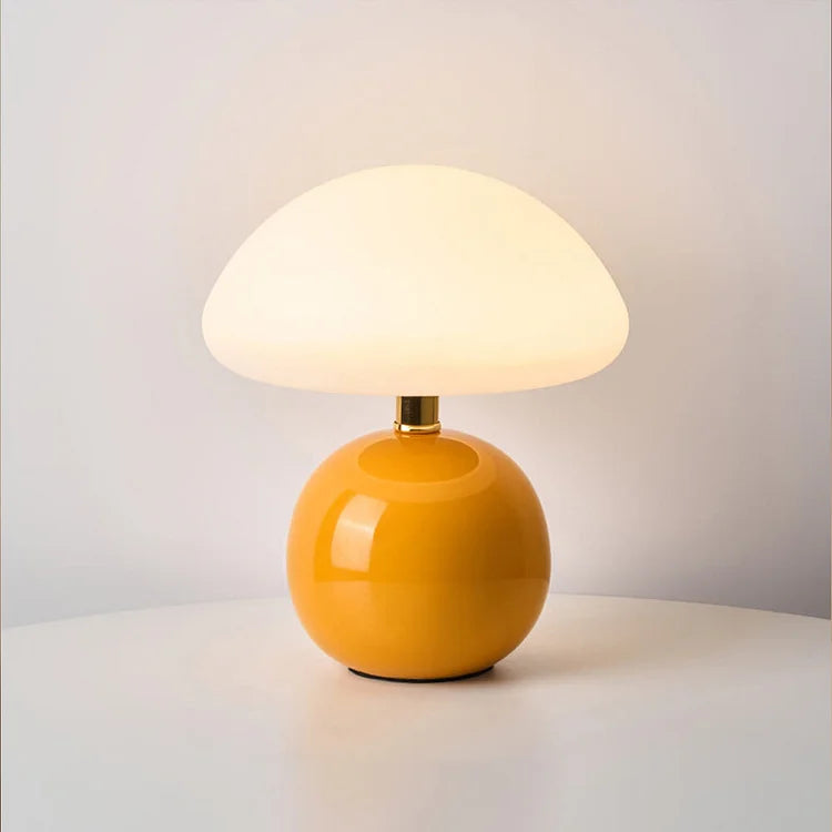ChicMushroom – Bauhaus-Style Cream Lighting