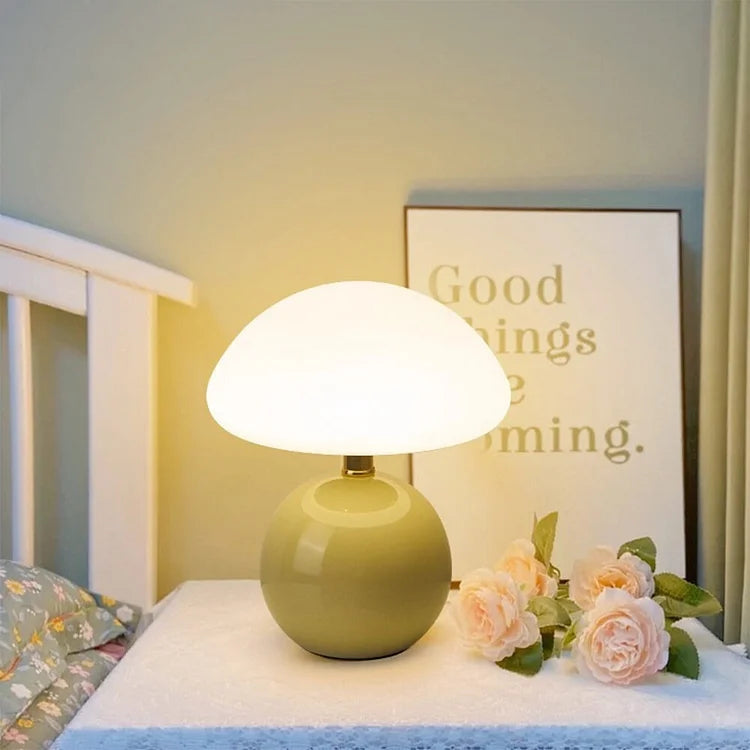 ChicMushroom – Bauhaus-Style Cream Lighting