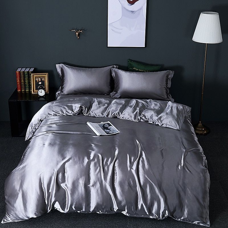 SilkenDream - Luxury 4-Piece Satin Bedding Set