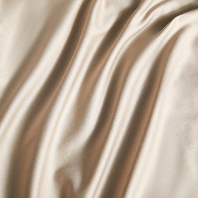 GentleGlow - Egyptian Cotton Bedding Set