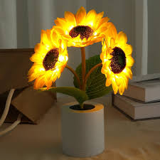 BloomBright - Sunflower Inspired Table Lamp