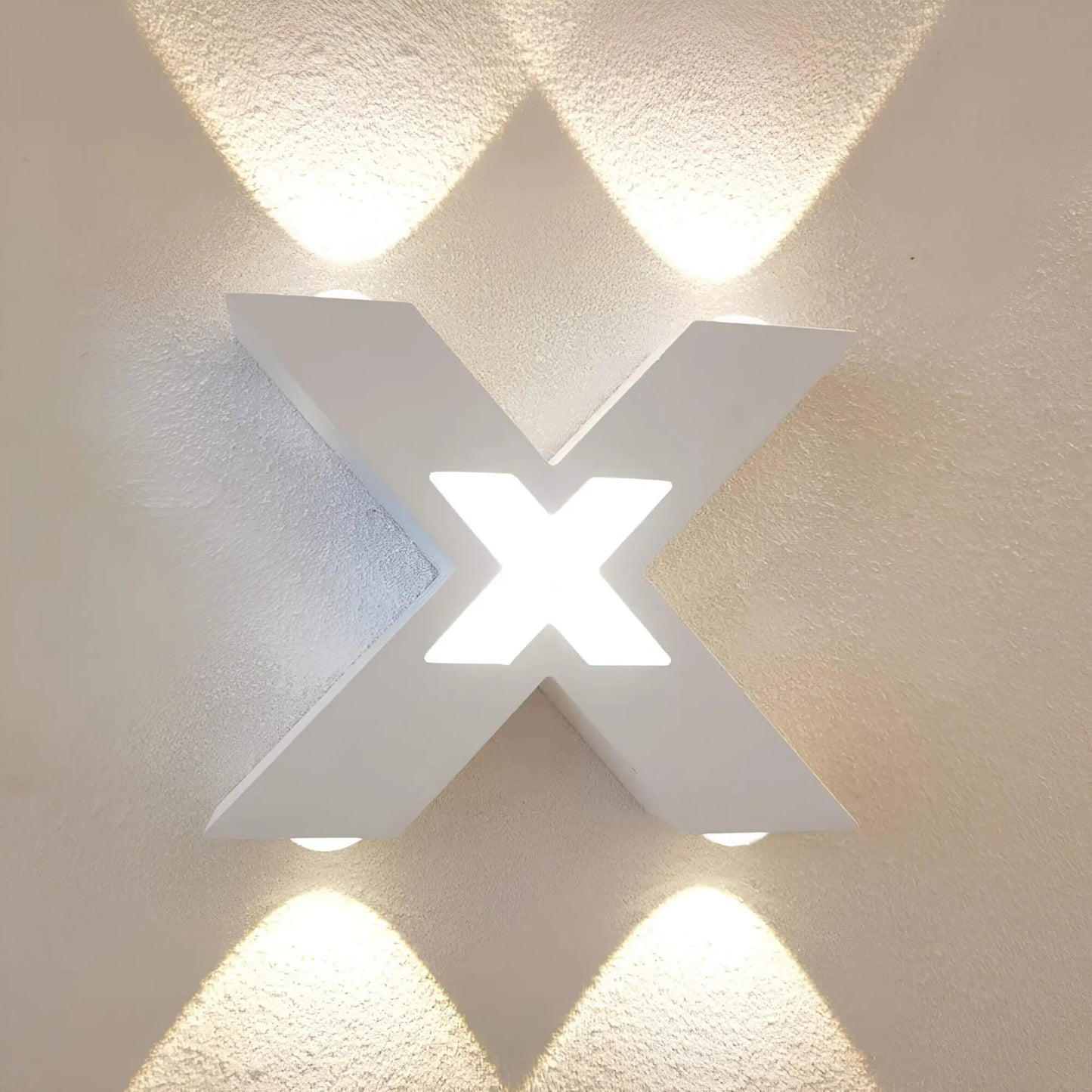 Elegant Modern Outdoor Wall Lamp - Weather Resistant LED Exterior Light-4