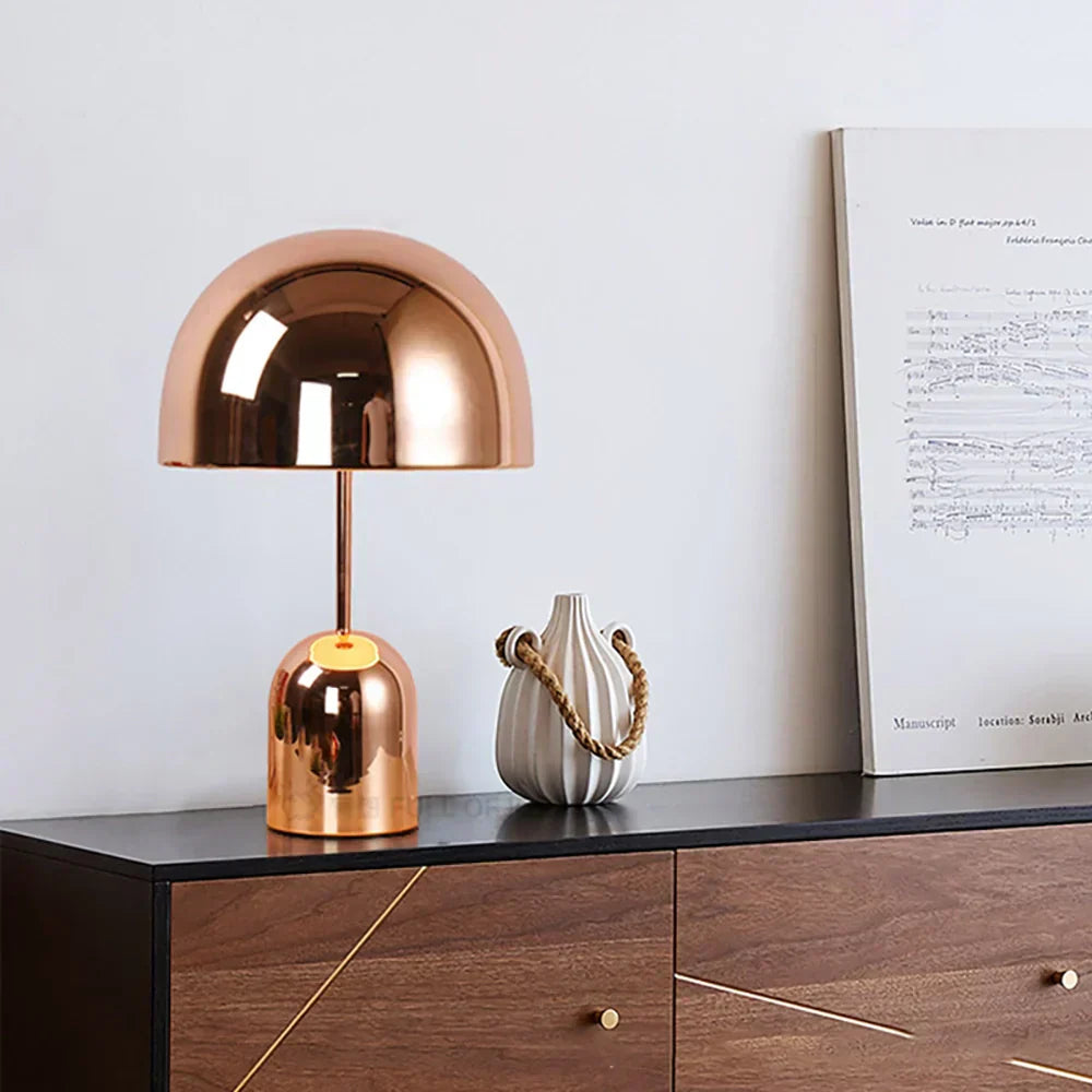 CapLight – Mushroom-Inspired Modern Table Lamp