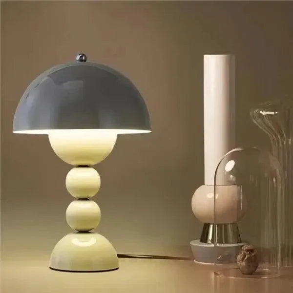 FlowerLume - Stylish Floral Nordic Table Lamp