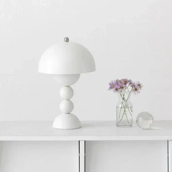 FlowerLume - Stylish Floral Nordic Table Lamp