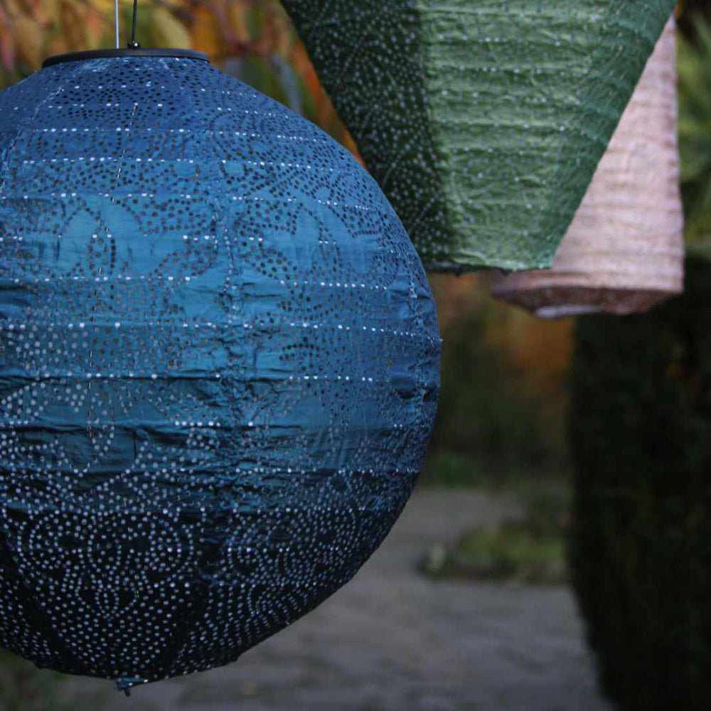 EarthGlow - Solar Globe Lamp