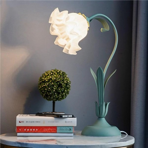 BloomBeam - Adjustable Retro Table Lamp