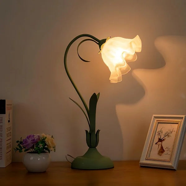 BloomBeam - Adjustable Retro Table Lamp