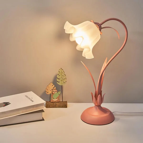 BloomBeam - Adjustable Retro Table Lamp