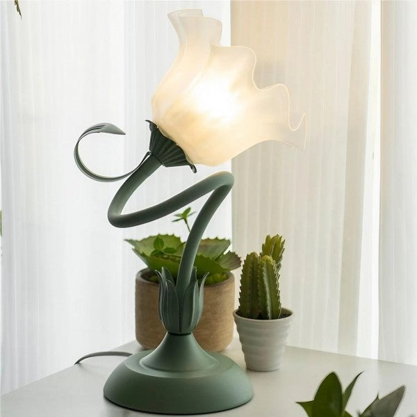 BloomBeam - Adjustable Retro Table Lamp