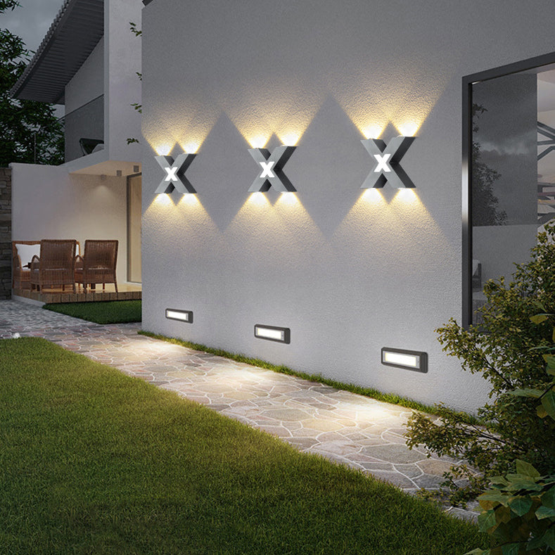 QuadBeam – Waterproof X-Shape LED Wall Light for Exterior Use