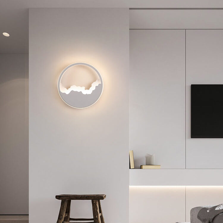 CurveLume – Stylish Wave-Design Wall Light