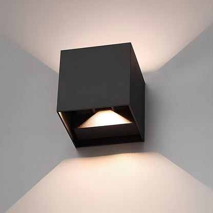 CubeGlow – Wall Light with Motion Sensor