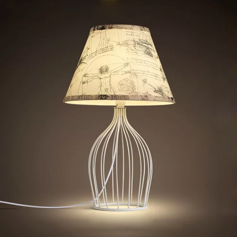 RetroCage – Wire Base Table Lamp
