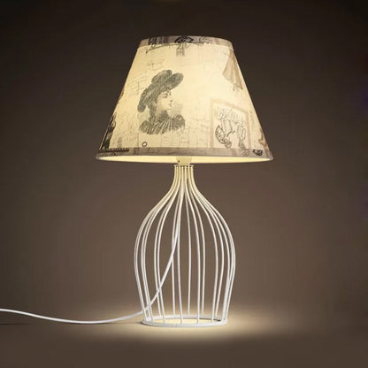 RetroCage – Wire Base Table Lamp
